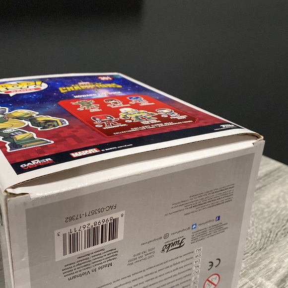 Funko Pop! Games | Contest of Champions #301: Howard the Duck - Bobble-Head - Picture 17 of 17